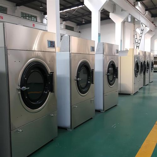 There is a row of sweater washing machines in the factory