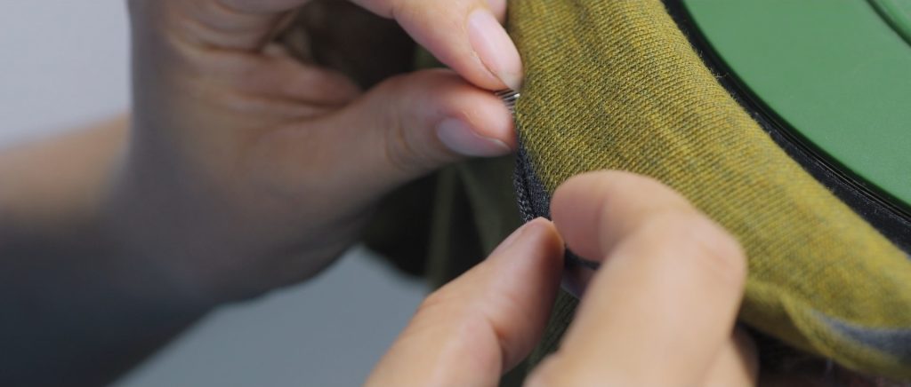 linking process in fully-fashioned knitwear
